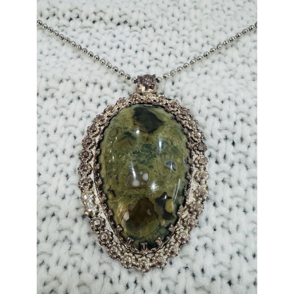 Sterling Silver Green Stone Pendant Necklace 18KGF Chain 22" - Picture 2 of 5